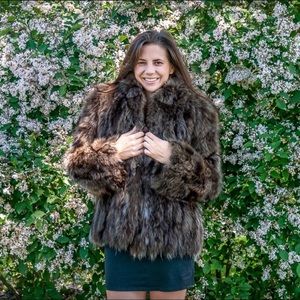Final $! Genuine Fur Coat from Greece